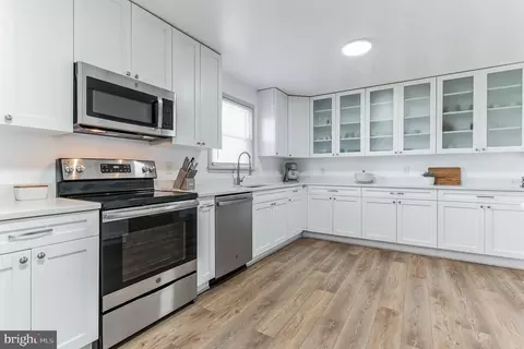 4775 Ford Ct, White Plains, MD 20695
