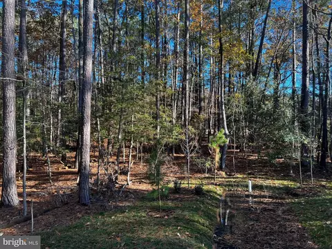 15090 Carriage Cir, Issue, MD 20645 photo 4