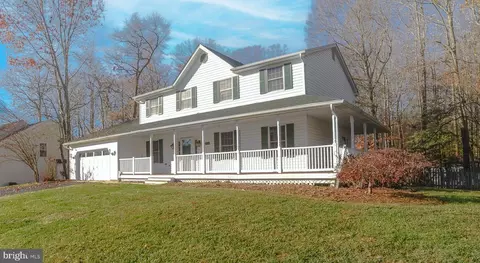 1009 Wales Dr, La Plata, MD 20646