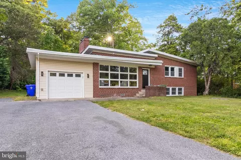 4635 Leonardtown Rd, Waldorf, MD 20601