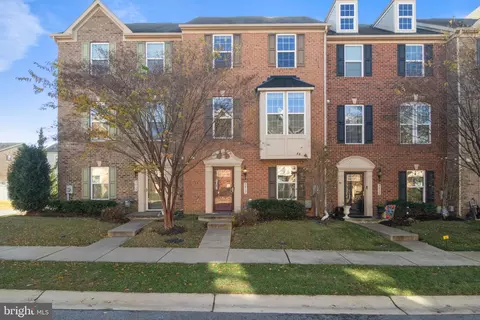5417 Doubleday Ln, Waldorf, MD 20602