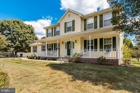 9850 Penns Hill Rd, La Plata, MD 20646