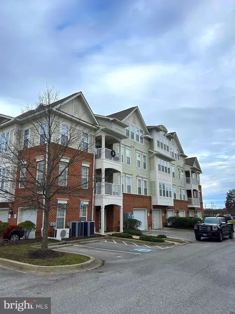 100 Edelen Station Pl #205, La Plata, MD 20646