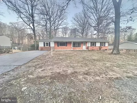 4154 Gateway Blvd, White Plains, MD 20695