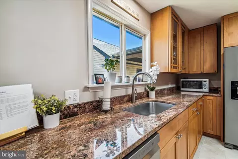 Kitchen - 128 E Quail Ln, La Plata, MD 20646 photo 4 of 8