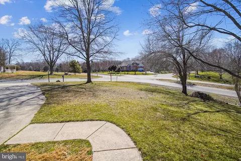 Exterior - 128 E Quail Ln, La Plata, MD 20646 photo 14 of 15