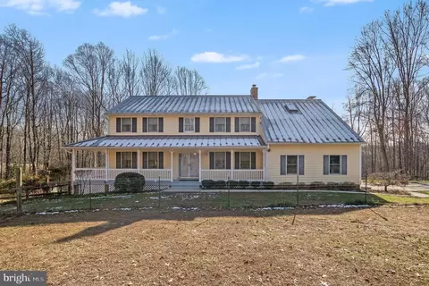 8856 Derby Ct, La Plata, MD 20646