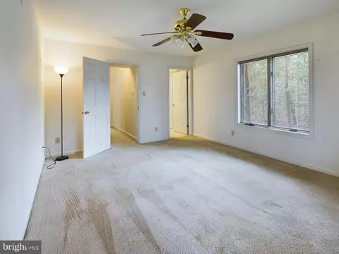 Living - 14945 Abelia Ct, Swan Point, MD 20645 photo 4 of 4