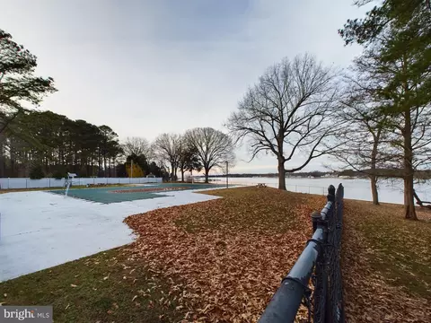 Exterior - 14945 Abelia Ct, Swan Point, MD 20645 photo 11 of 11