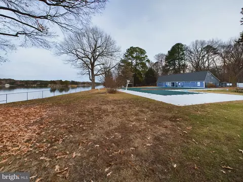 Exterior - 14945 Abelia Ct, Swan Point, MD 20645 photo 10 of 11