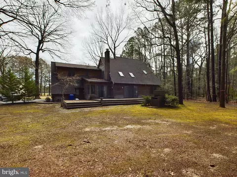 Exterior - 14945 Abelia Ct, Swan Point, MD 20645 photo 5 of 11