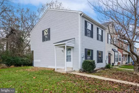 140 Kalmia Ct, La Plata, MD 20646