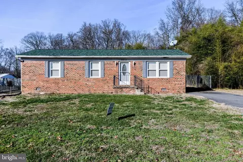 9812 Meadowview Dr, Newburg, MD 20664