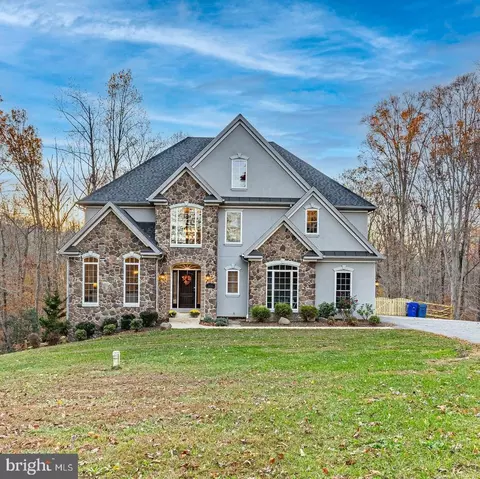 9430 Yawkey Pl, La Plata, MD 20646