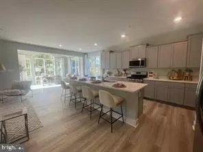 11121 Applecross Ct, White Plains, MD 20695