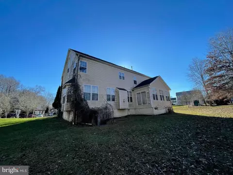 2185 Everett Ct, Waldorf, MD 20601 photo 2