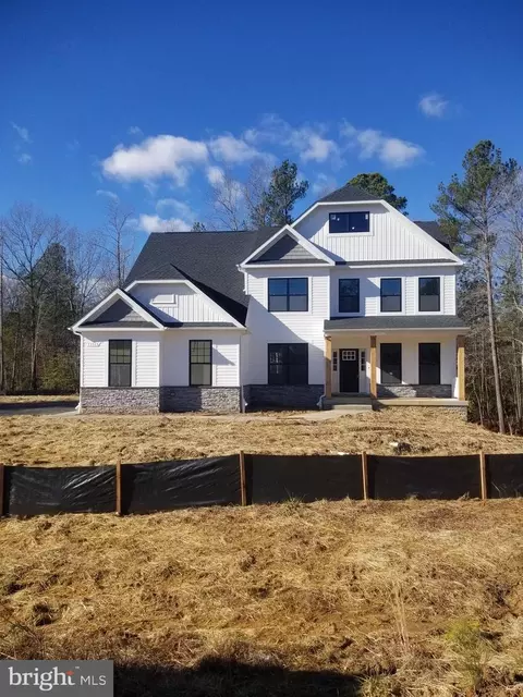 13315 Windjammer Ct, Hughesville, MD 20637