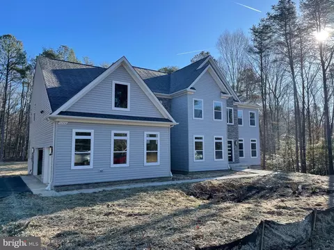 6444 Hedgewick Ct, La Plata, MD 20646