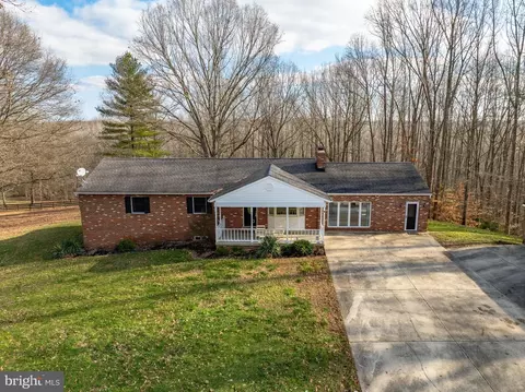 13265 Star Gazer Pl, Waldorf, MD 20601
