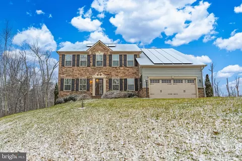 10020 Whittle Ct, White Plains, MD 20695