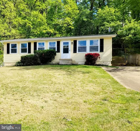 6991 Heather Dr, Bryans Road, MD 20616