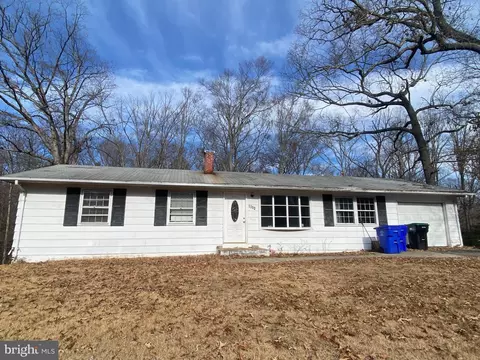5392 Emma Ln, Indian Head, MD 20640