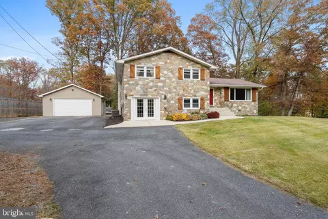 9620 Marshall Corner Rd, White Plains, MD 20695