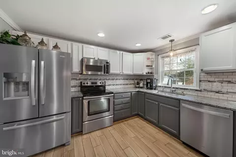 3204 Devonshire Rd, Waldorf, MD 20601 photo 11