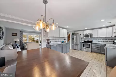 3204 Devonshire Rd, Waldorf, MD 20601 photo 9