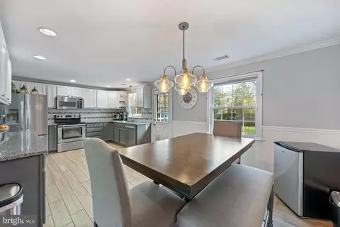 3204 Devonshire Rd, Waldorf, MD 20601 photo 8