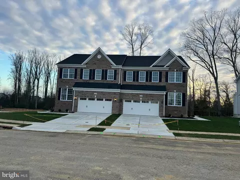 1091 Llano Dr, La Plata, MD 20646