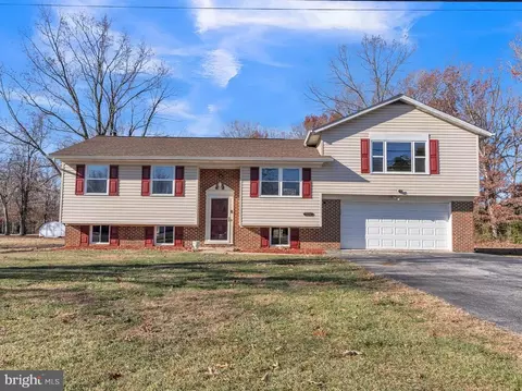 7850 Marshall Corner Rd, Pomfret, MD 20675