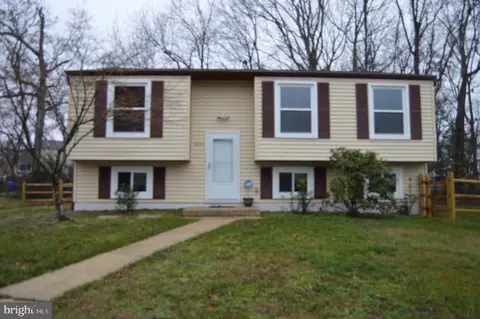 4049 Parker Ct, Waldorf, MD 20602