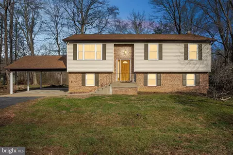 2058 Hyde Ct, Waldorf, MD 20601