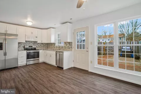 4373 Eagle Ct, Waldorf, MD 20603 photo 11