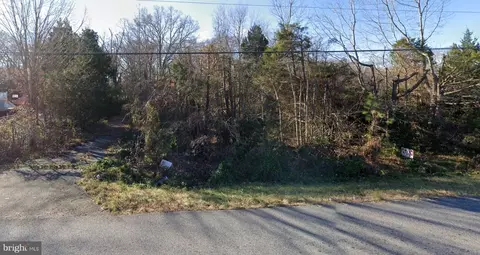 6871 Leonardtown Rd, Bryantown, MD 20617