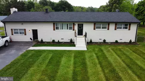 14315 Smallwood Dr, Hughesville, MD 20637