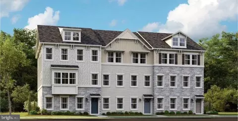4162 Brodie Pl, White Plains, MD 20695