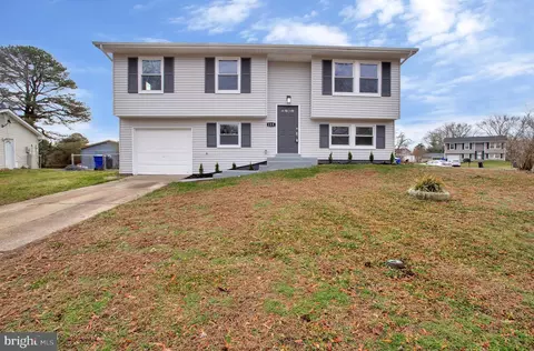125 Stoddert Ave, Waldorf, MD 20602