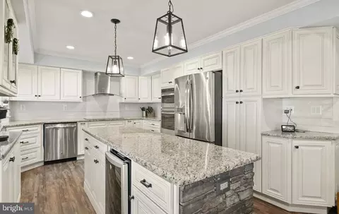 2916 Crestview Ct, Waldorf, MD 20603 photo 26