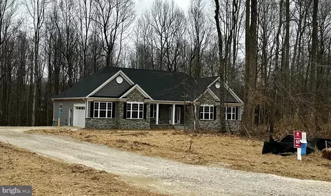 12144 Calverts Run Ct, La Plata, MD 20646