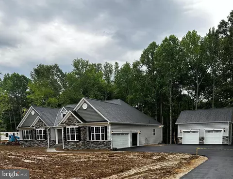12134 Calverts Run Ct, La Plata, MD 20646
