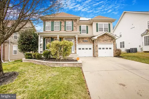 10776 Pam Dr, Waldorf, MD 20603