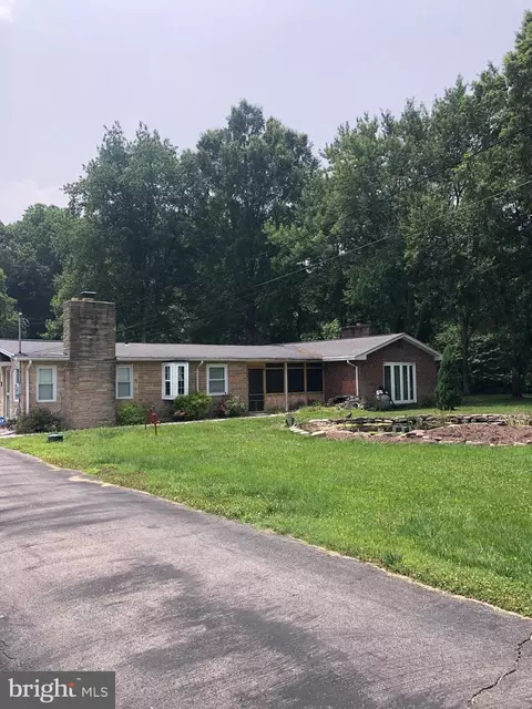 4360 Livingston Rd, Indian Head, MD 20640