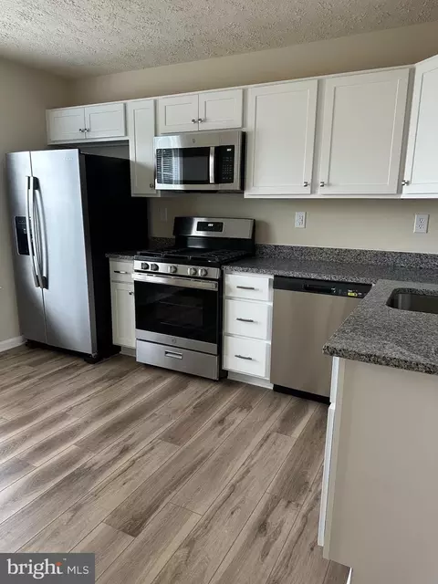 5706 Springfish Pl, Waldorf, MD 20603 photo 2