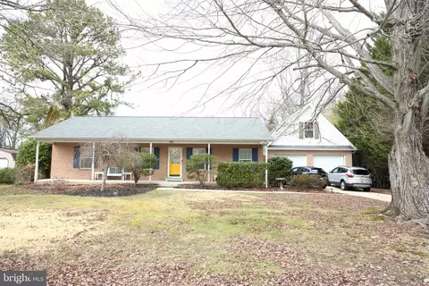 808 Anne Arundel Ave, La Plata, MD 20646