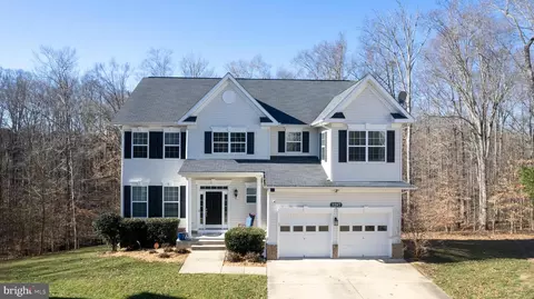 3287 Sutherland Ct, White Plains, MD 20695