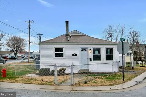 1 Greenwood Pl, Indian Head, MD 20640