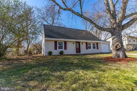Exterior - 225 Compton Rd, Waldorf, MD 20602 photo 4 of 6