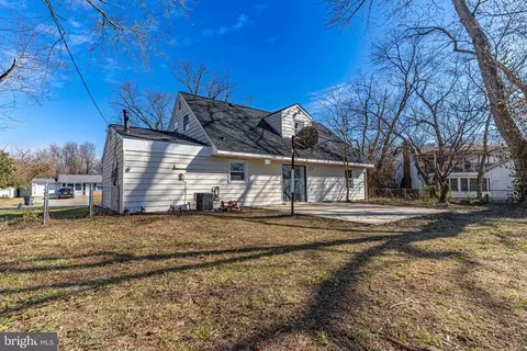 Exterior - 225 Compton Rd, Waldorf, MD 20602 photo 3 of 6